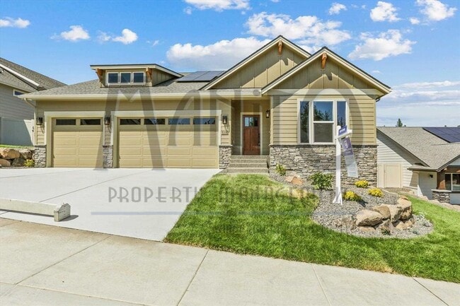 Building Photo - 5116 Scenic Ln
