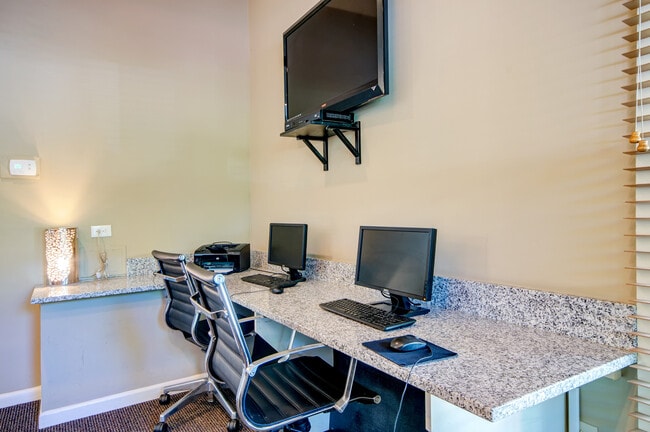 Clary_s Crossing-POI-002 - Clarys Crossing