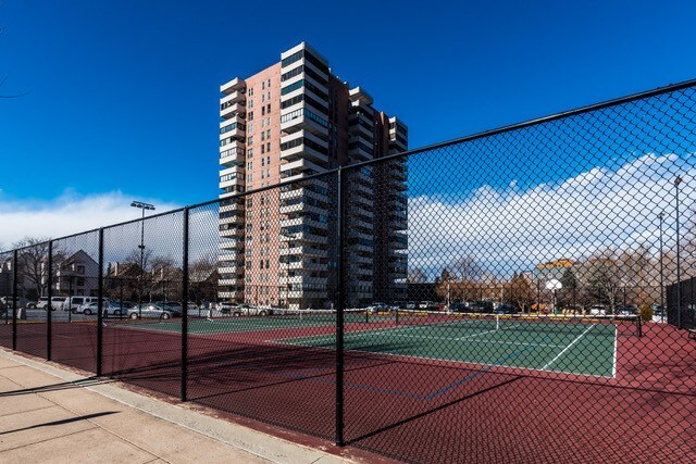 Building Photo - 130 Pearl St