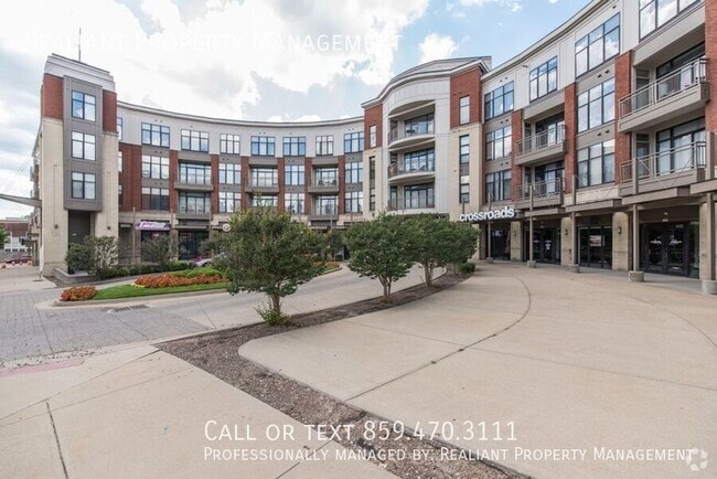 Building Photo - 650 S Mill St Rental