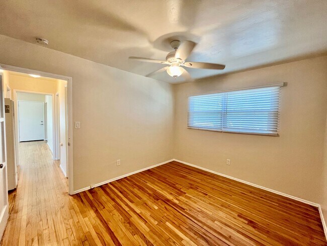 2447 Boundary St Unidad 2447