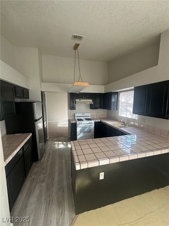 Building Photo - 5709 Palma del Sol Way