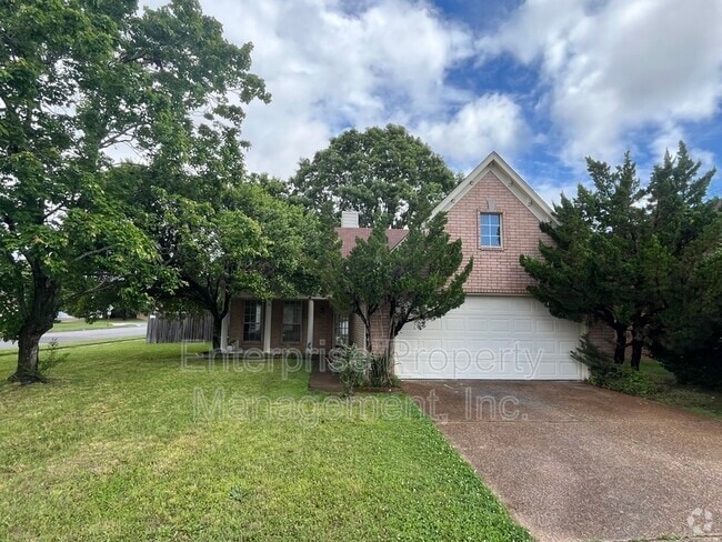 Building Photo - 8642 Pantherburn Cir N Rental