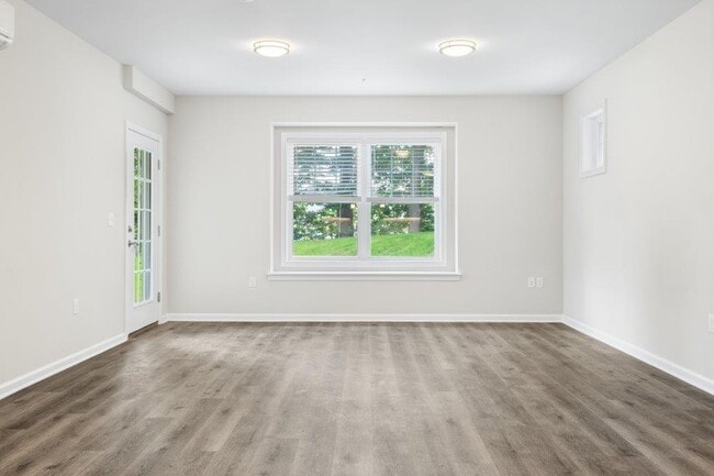 Photo - Maplecroft Village