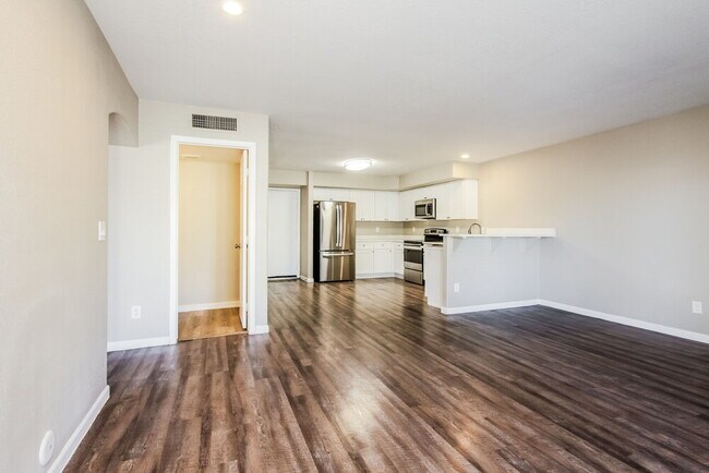 Photo - 6772 W Morrow Dr