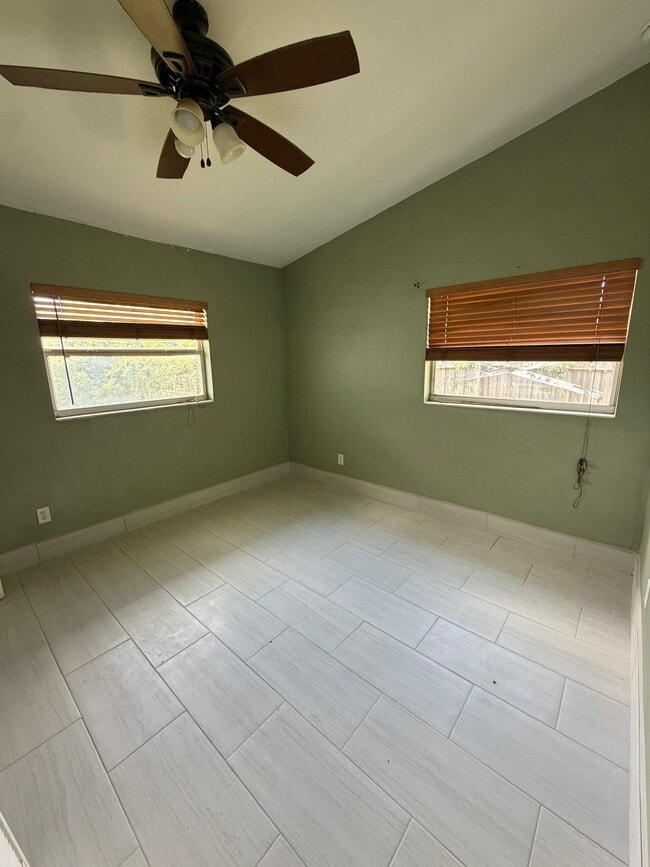 Photo - 5306 Satel Dr