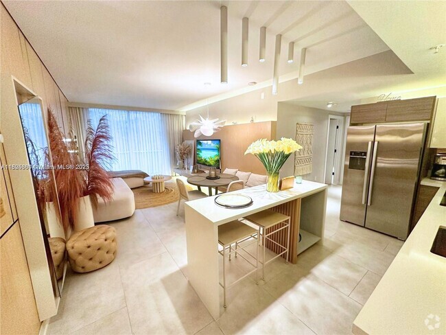 Building Photo - 1010 SW 2nd Ave Unit 601 Rental