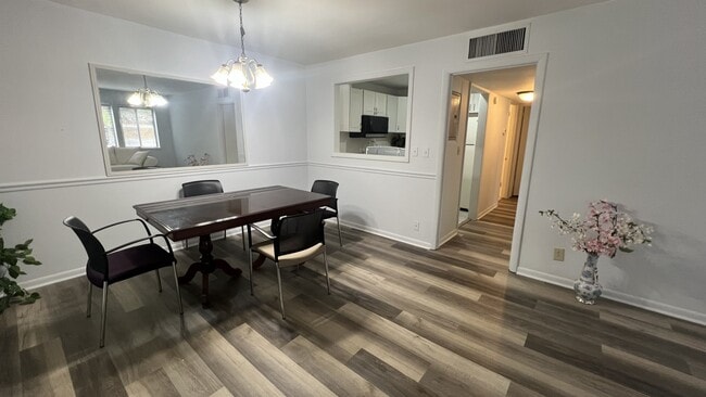 Photo - 3210 Orleans Dr Unit 3210 Orleans Drive #4