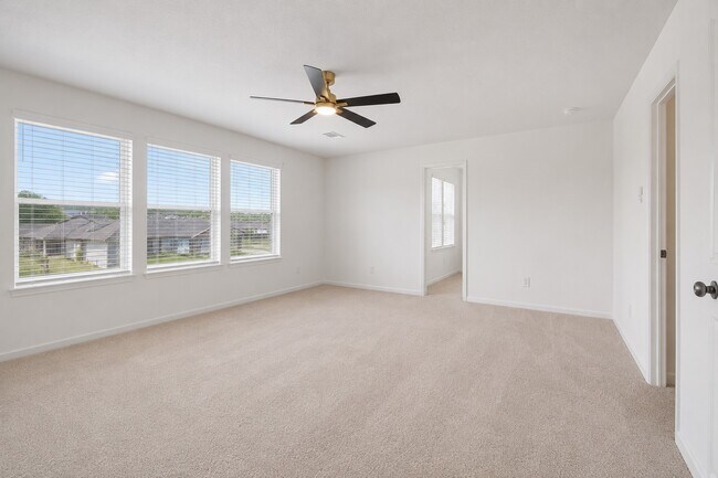 21034 Longeni Dr