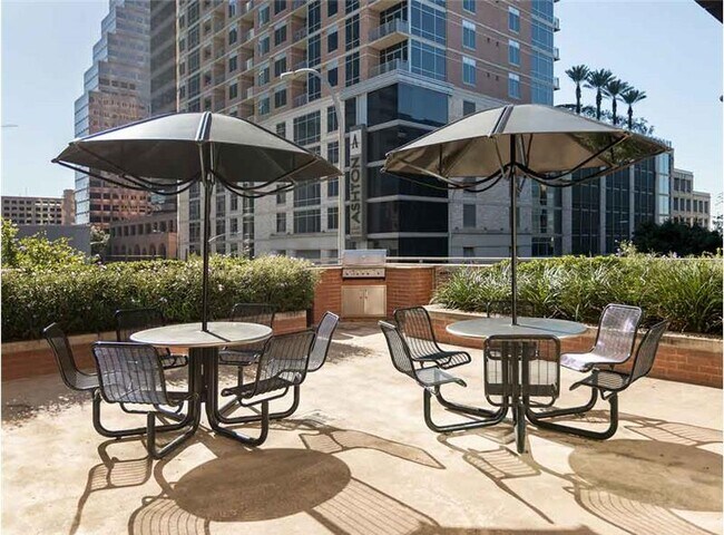 Photo - 202 1/2 Lavaca St Unit A5-4