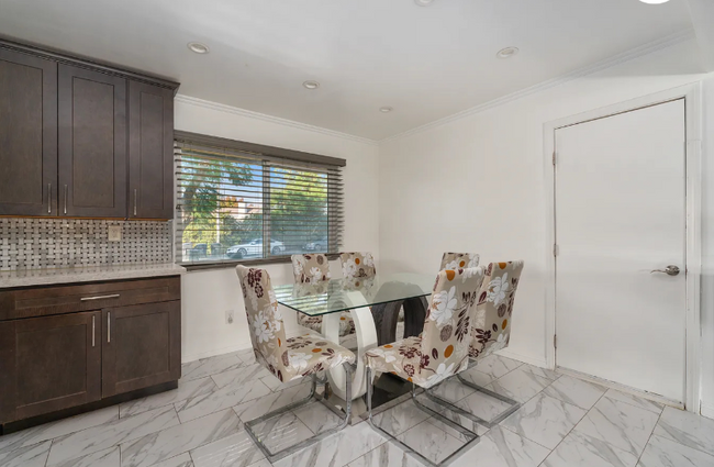 Photo - 30884 Sherman Rd Apartamento Unidad 3