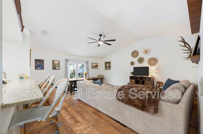 Photo - 3668 Joshua Ln