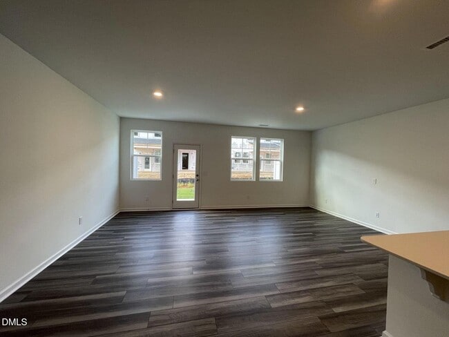 Photo - 213 Lily Patch Ln