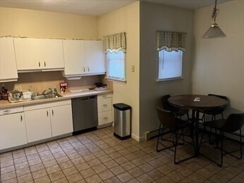 Photo - 24 Chilton St Unidad 1 W