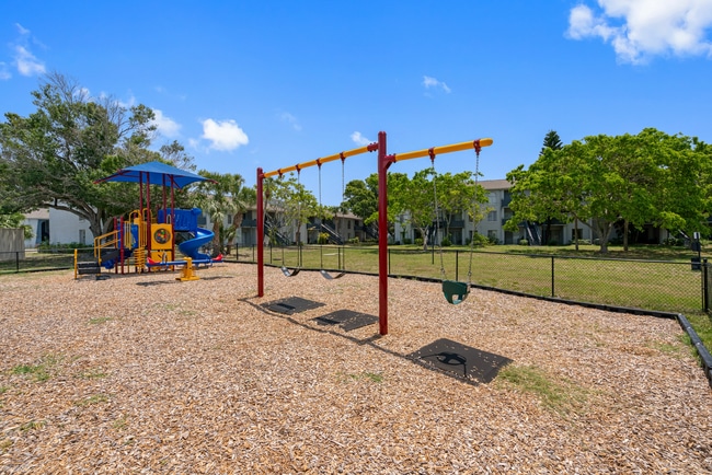 Osprey Pointe Apartment Homes