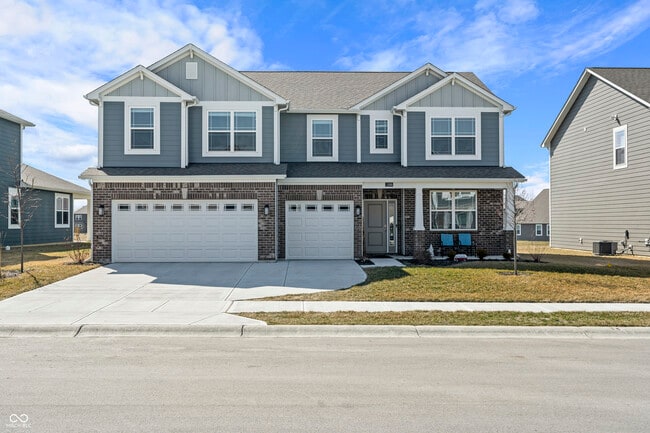 Photo - 1399 Hat Band St