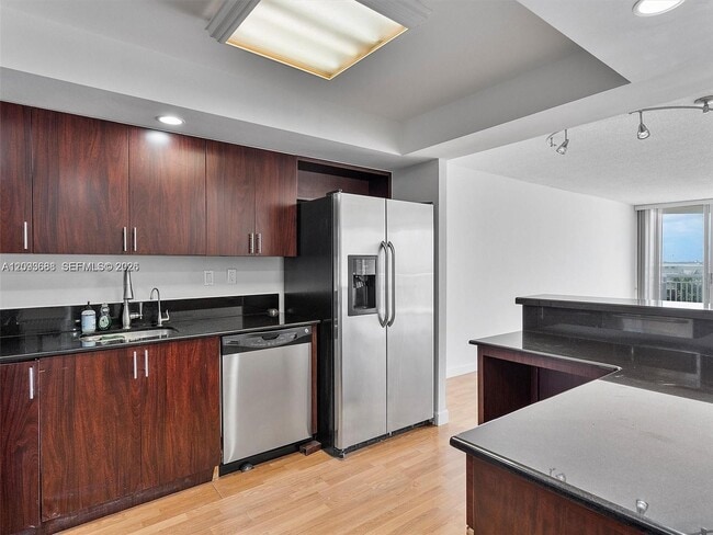 Photo - 18021 Biscayne Blvd Unit 603
