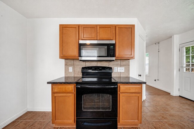 Photo - 4403 Sprangletop Ave