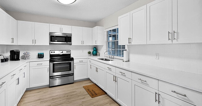 Photo - Fountain Square Apartments