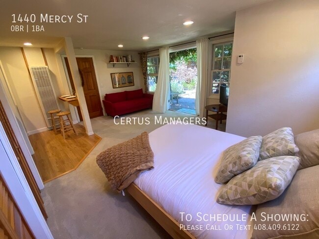 Photo - 1440 Mercy St