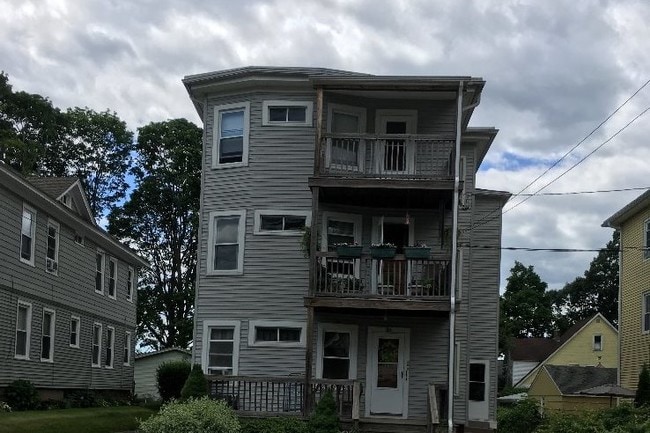 Building Photo - 36 Clinton St Unit 1st Floor
