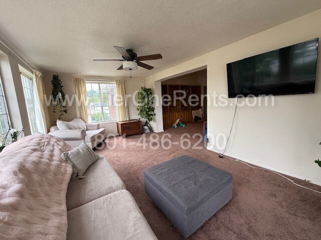 Building Photo - NO DEPOSIT Option Available for Qualified ... Rental