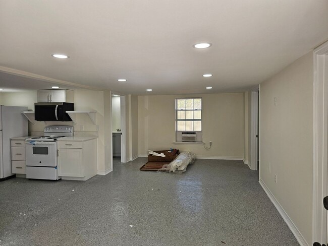 Photo - 17061 E Iowa Ave Unidad #2