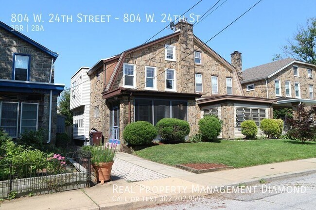 Photo - 804 W 24th St Unidad 804 W. 24th St