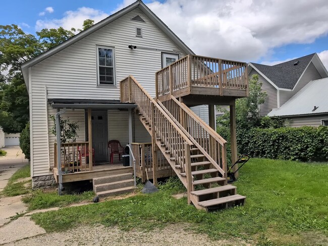 Photo - 1338 Buffalo Ave NE