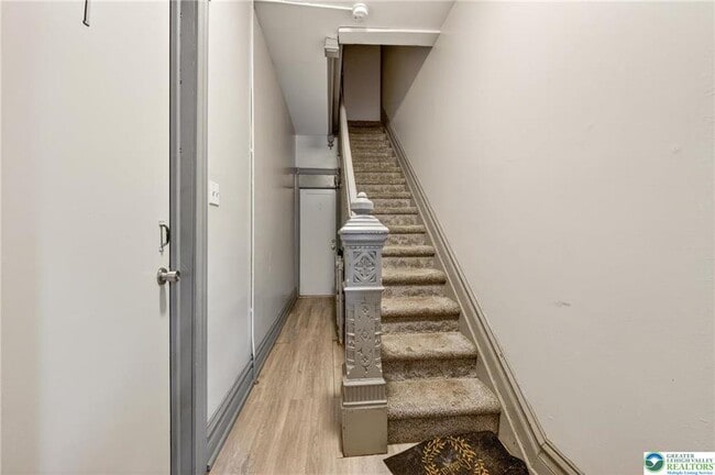 Photo - 1139 Linden St