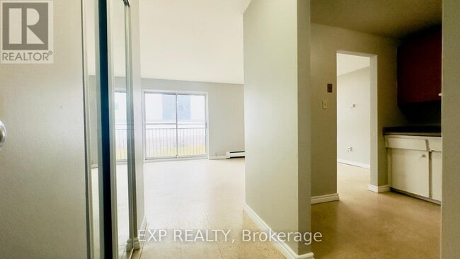 Photo - 76 Brybeck Crescent Unit 202