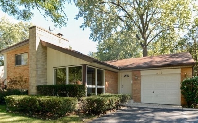 Building Photo - 402 E Atwater Ave