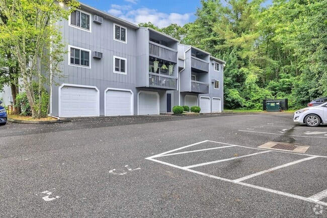 Building Photo - 72 Buddington Rd Rental