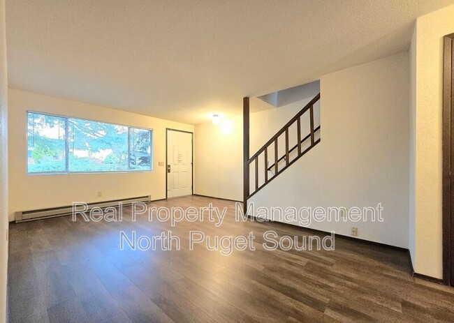 Photo - 1322 Maple St Unit B