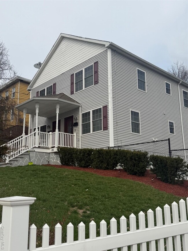 Building Photo - 115 High St