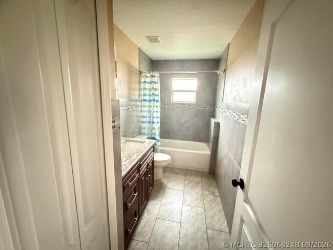 4417 SW Baturro St