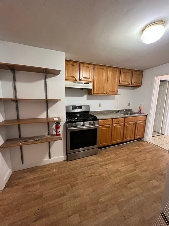 Building Photo - 55 Leyden St Unit 1