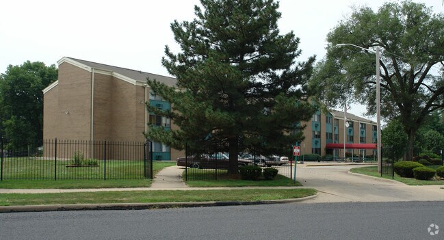 Photo - Hurlburt House