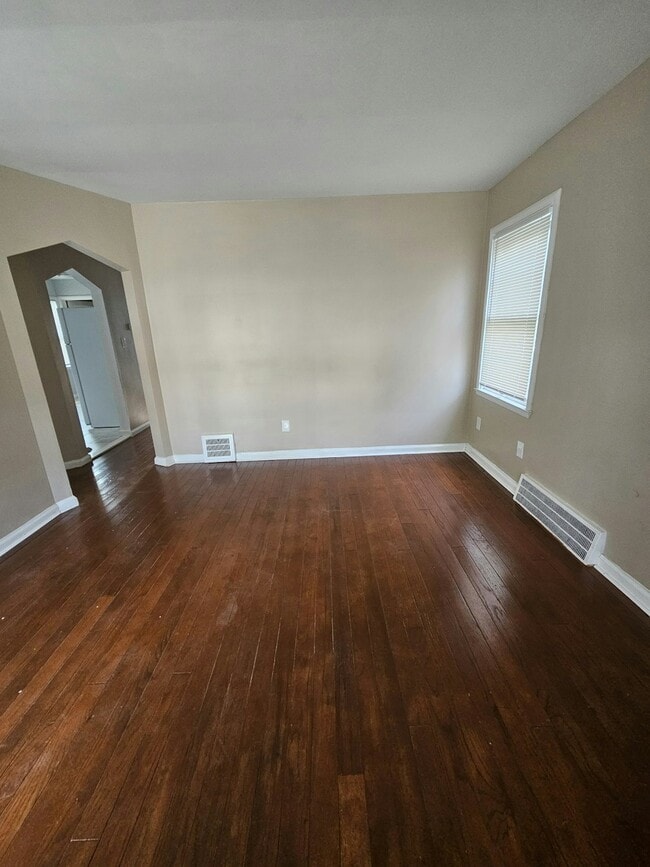 Photo - 8673 Artesian St