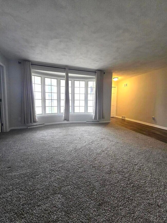 Photo - 714 N Bridge St Unit 0