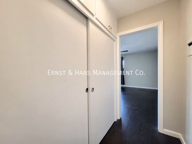 Photo - 735 Cedar Ave Unit #04