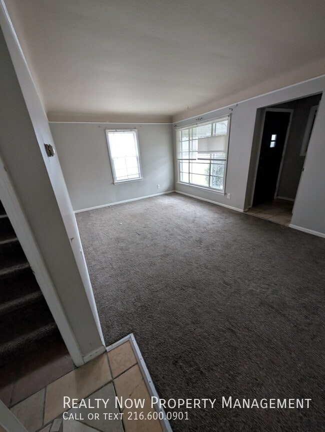 Photo - 27471 Forestview Ave