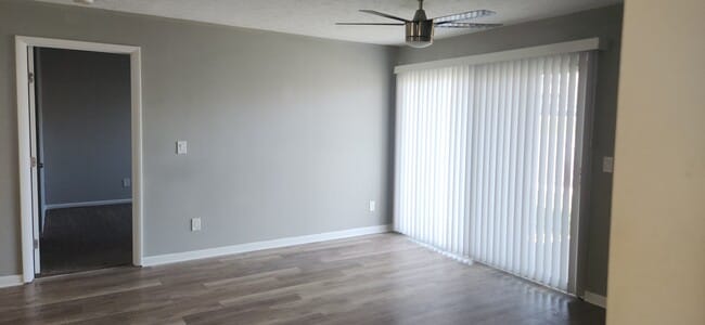 Photo - 8854 Eagleview Dr Unit 8854 Eagleview Dr Apt 3