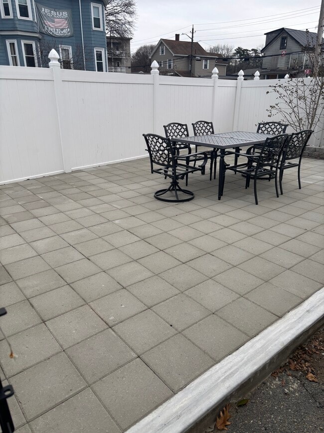 Photo - 103 Essex St Unit 01