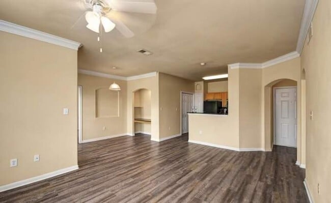 Building Photo - 3 bedroom in Stafford TX 77477 Unit 3292 Rental