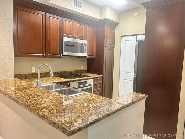1660 Renaissance Commons Blvd Unit 2111