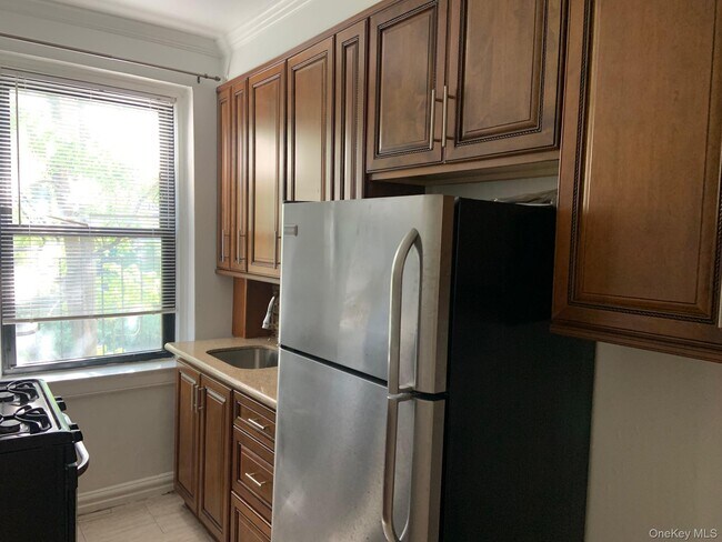 Photo - 77-20 Austin St Unit 2E