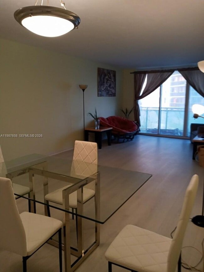 Photo - 3001 S Ocean Dr Unit 847