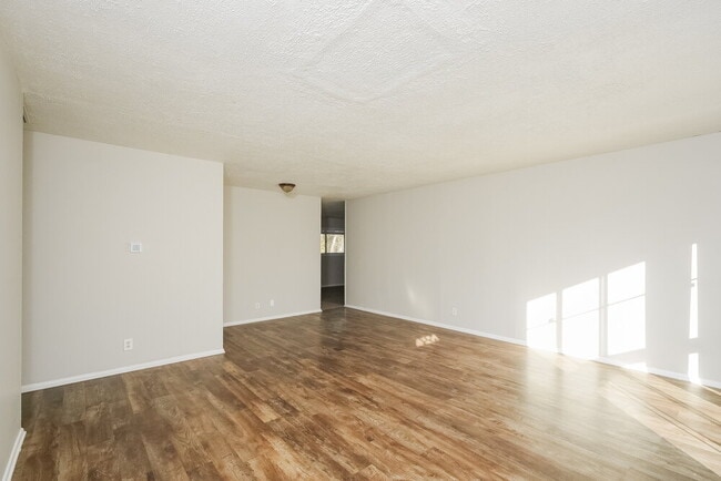 Photo - 3478 Hermosa Ct