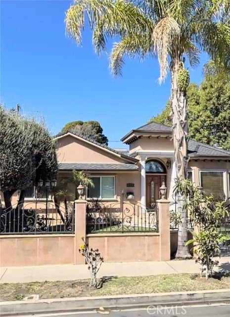 Photo - 10849 Gothic Ave Casa